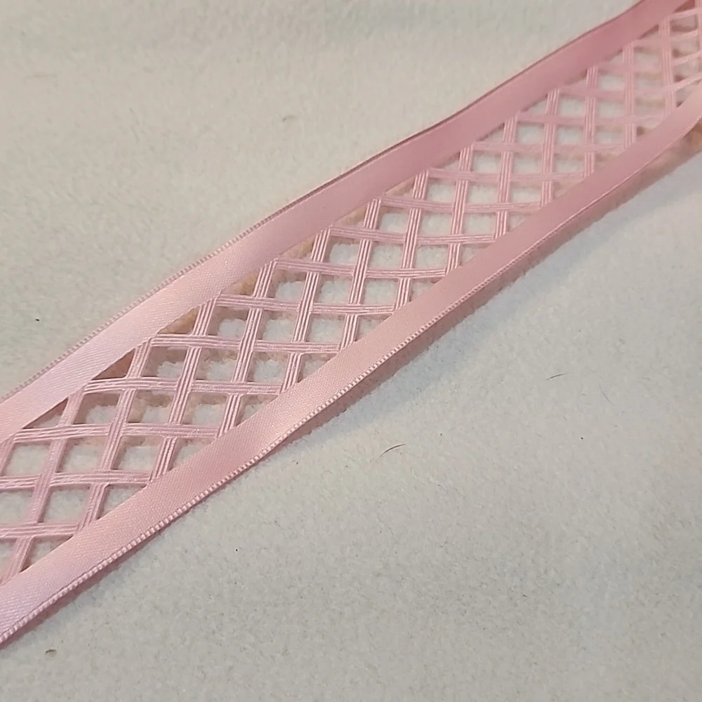 3 Rolls Kirkland Wire-edged Ribbon, 1-1/2" x 122 yards approx total - Picture 6 of 10